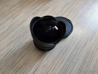 Canon 250D + 4 objektivy a brašna - 11