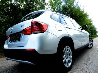 BMW X1 2,0 110 KW TOP STAV - 11