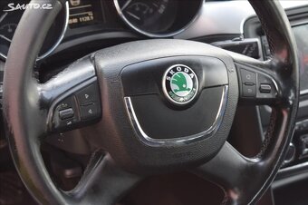 Škoda Superb 2,0 TDI AMBITION/MANUÁL/NAVI/ - 11