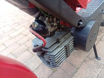 Babeta 210 prodám červené barvy - 11