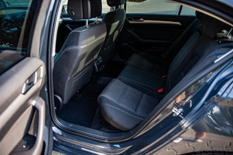 VW-PASSAT-B8-110KW-DSG-SEDAN-ČR-CARPLAY-TAŽNÉ-ROZVODY-TOP - 11