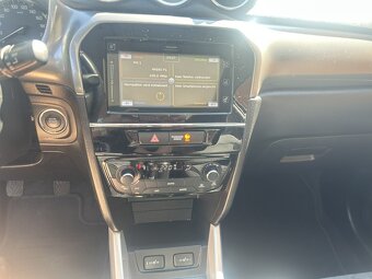 Suzuki Vitara 1.6i 88kW 4x4 AllGrip serviska - 11