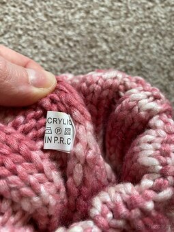 Nová dámská zimní pletená čepice s bambulí - akryl - 11