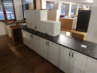 Výprodej kuchyňské sestavy 50% sleva - 11