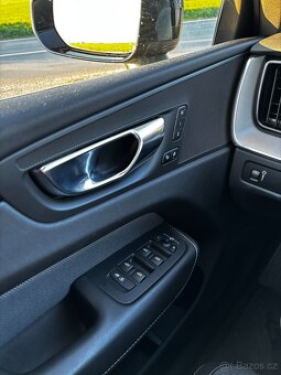 Volvo XC60 B4 R-Design A/T (odpočet DPH) - 11
