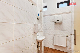 Prodej restaurace s ubytováním, 265 m² Horní Jindřichov - 11