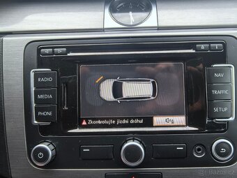 Volkswagen Passat 2.0 TDI  Variant 4motion - 11