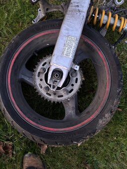 Podvozek na Honda VTR 1000F Firestorm - 11