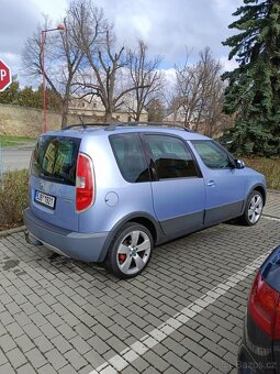 ŠKODA ROOMSTER SCOUT 1.4 MPI - 11