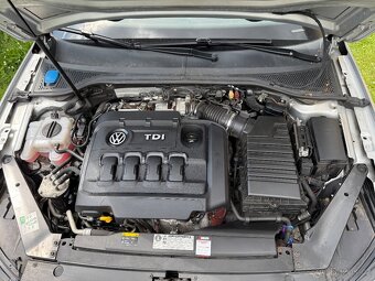 VW Passat 2.0 BiTDI 176kw 4x4 DSG - 11