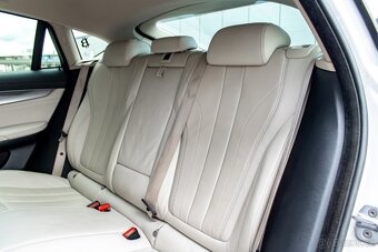 BMW X6 - 11