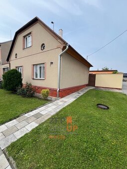 Prodej rodinného domu o rozloze 357 m2 - Podbřežice - 11