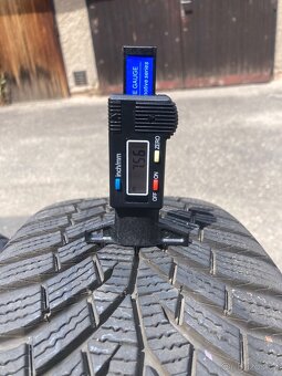 Škoda Fabia 4,5x100 R16,zimni 195/55 16-zánovní - 11