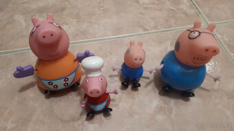 Domeček s postavičkama a příslušenstvím, Peppa pig, Prasátko - 11