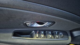 Renault Megane III 1,6 benzin - 11