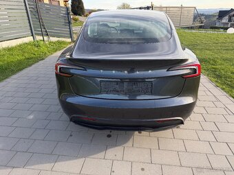 Tesla 3 highland - 11