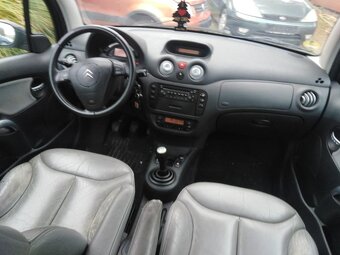 CITROEN C3 1,4 HDi NAFTA 66 KW KLIMATRONIC, TEMPOMAT - 11