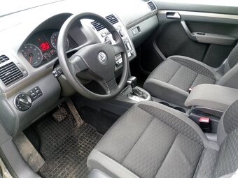 Prodám Volkswagen Touran 1,4 TSI, DSG, - 11