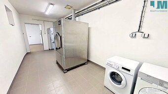 Prodej komerční nemovitosti 838 m², ul. Koželužská - Třebíč - 11