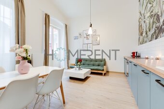 Pronájem ateliéru 2+kk, 55m² + 20m² terasa - Praha - Karlín - 11