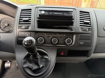 VOLKSWAGEN CARAVELLE T5 GP 2,0 TDI 103 kW 9 míst - 11