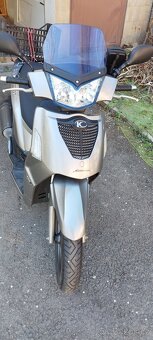 Kymco People 200i motoskutr - 11