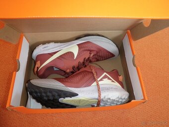 pánské botasky zn. Nike Trail - vel. 45 - nové - 11