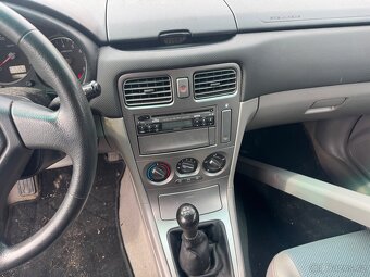 SUBARU FORESTER 2.0i 92KW 4x4 - 11