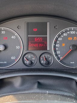 Volkswagen Golf IV 1.9 TDI - 11