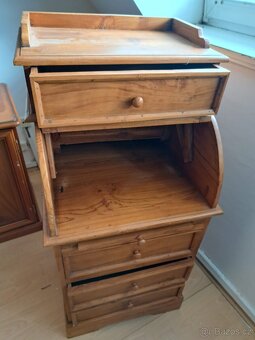 Nábytek - židle, skříň, stolek…. - 11