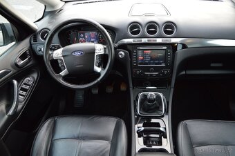 Ford S-Max 2.0TDCI,manuál, kůže ,výhřev,panorama ,bez koroze - 11