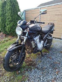 Suzuki GSF 650 Bandit R.V.2009 - 11