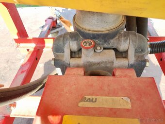 Postřikovač RAU - 11