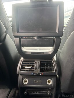 BMW X5 e70 xdrive 199000Kc+DPH - 11