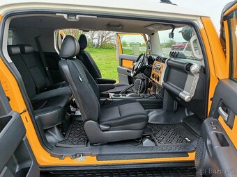 TOYOTA FJ LAND CRUISER 4,0 V6 4x4 LPG 110 000 KM 1 Majitel - 11