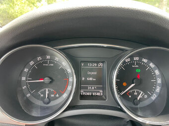 Škoda Superb 2.0 TDI Combi, 103 kW, automat DSG, 175 tkm - 11