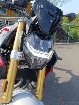 BMW f 900 R - 11