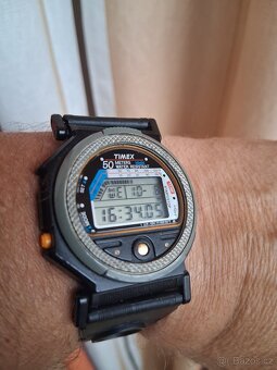 Digitální hodinky TIMEX - 11