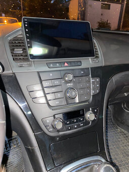 Opel Insignia 2.0 CDTi - 118kw(160 koní) sedan - 11