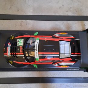 Porsche 911 GT3 R MINICHAMPS 1:18, 1/18 - 11