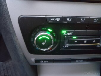 ŠKODA OCTAVIA KOMBI II FACELFT 1,4 TSI,2012,XENONY - 11