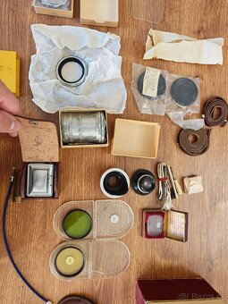 Exakta Varex IIa +  objektivy a příslušenství - 11