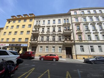 Jedinečný  byt 4+kk, 126m2/B/T - Praha - Smíchov - 11