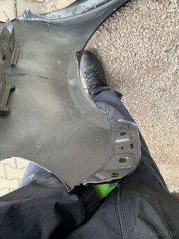 predni blatnik vw golf 6 VI combi cerny pravy - 11