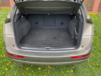 Audi Q5 3.0TDI Quattro-Velká výbava - 11