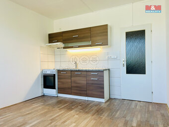 Pronájem bytu 1+1, 38 m², Klatovy, ul. Prusíkova - 11