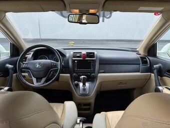 Honda CR-V 2.2 i-DTEC 110kW Executive 4x4 Automat / ČR - 11
