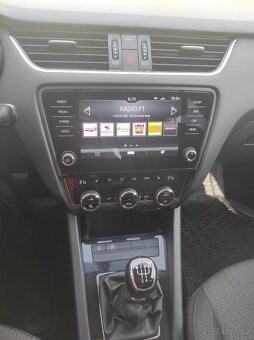 Škoda Octavia III - 11