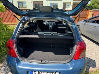 Toyota Yaris - 11