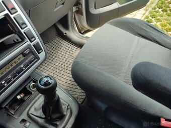 Ford Galaxy-REZERVACE - 11
